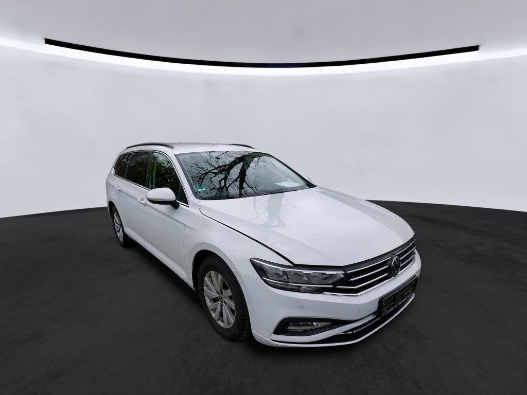 2019 Volkswagen Passat   