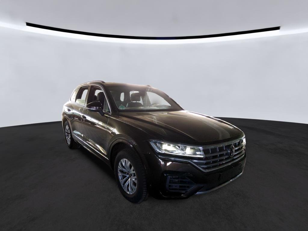 2018 Volkswagen Touareg   
