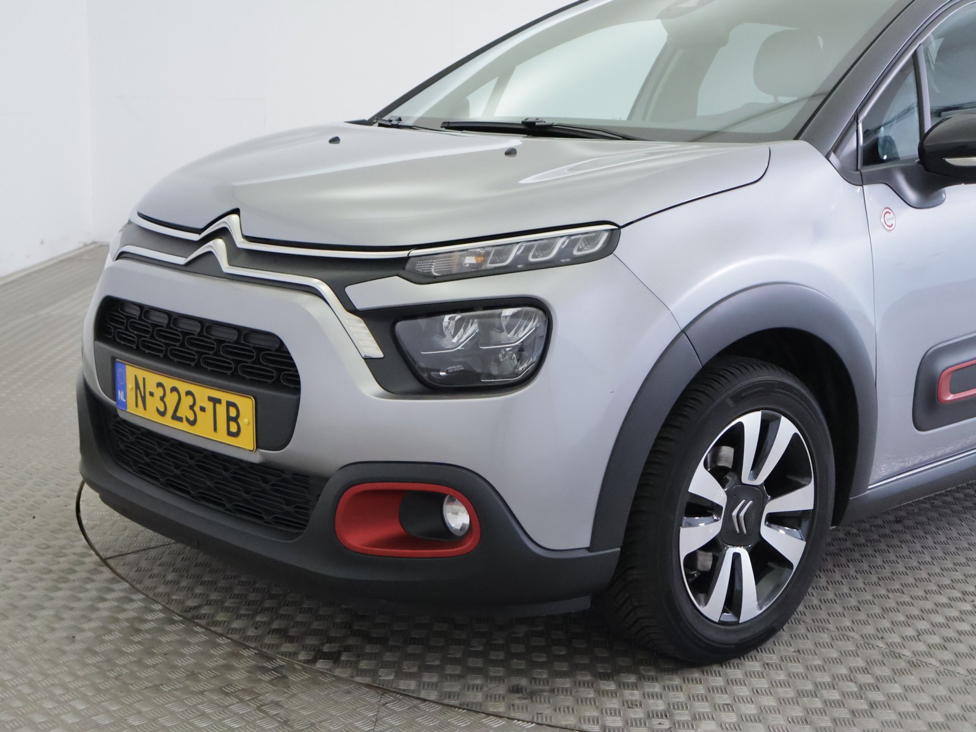 Citroën C3 1.2i C-Series - Petrol - Manual - 83 hp - 100.101 km