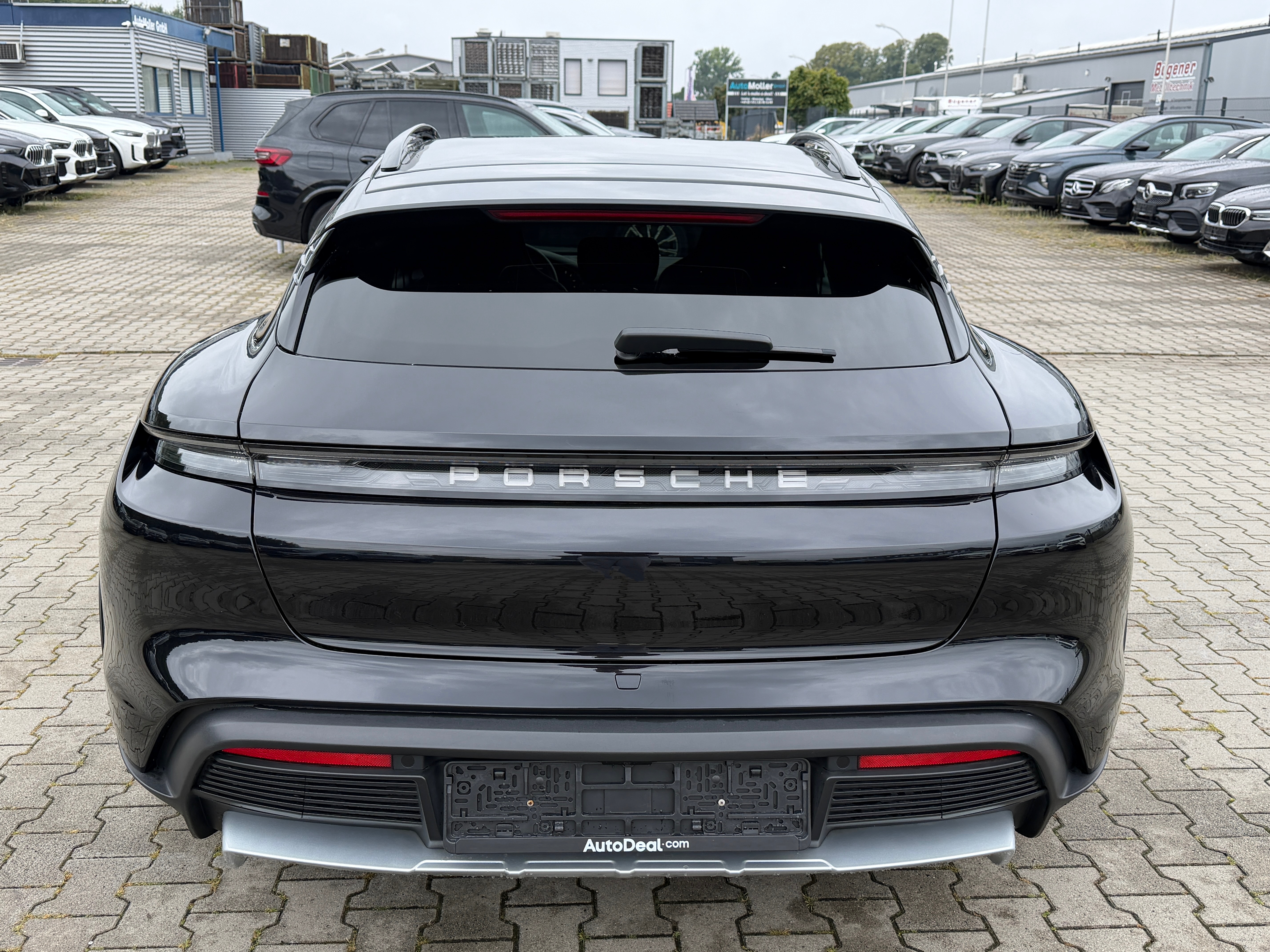 Foto 33 van Porsche Taycan