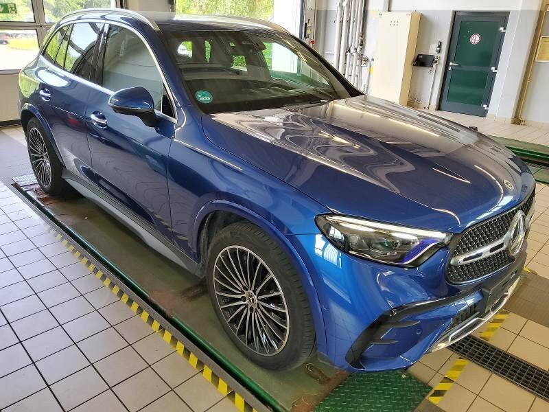 2022 Mercedes-Benz GLC   
