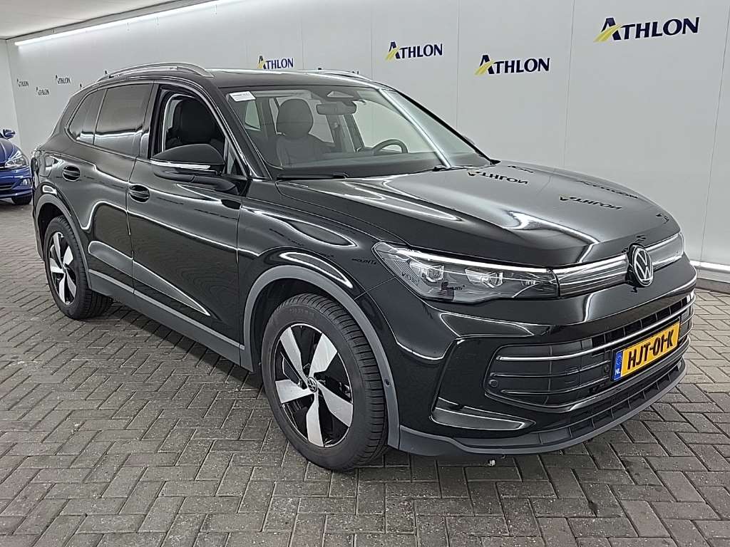 2025 Volkswagen Tiguan   