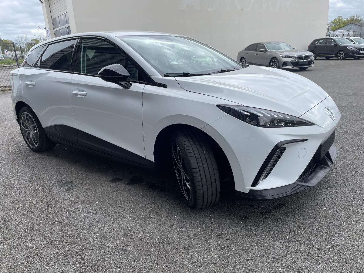 MG MG4 62 kWh Luxury 2026