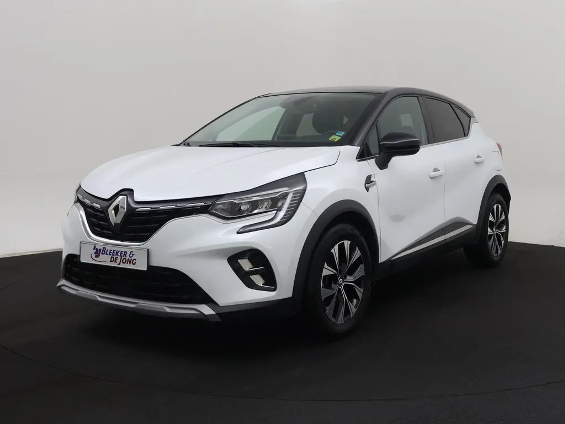 Renault Captur 1.6 Techno - Hybrid - Automatic - 159 hp - 40.908 km