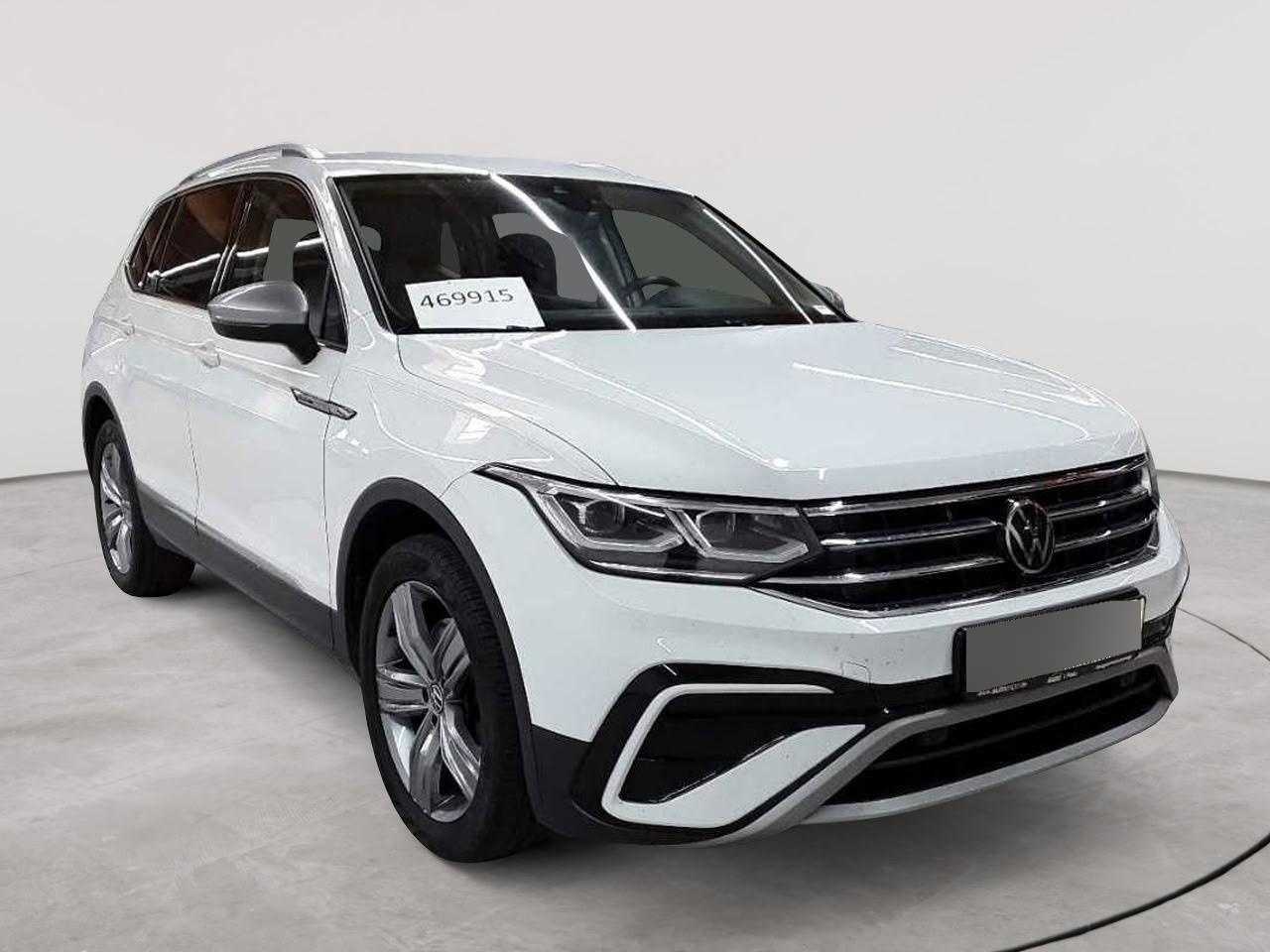 2024 Volkswagen Tiguan   AWD