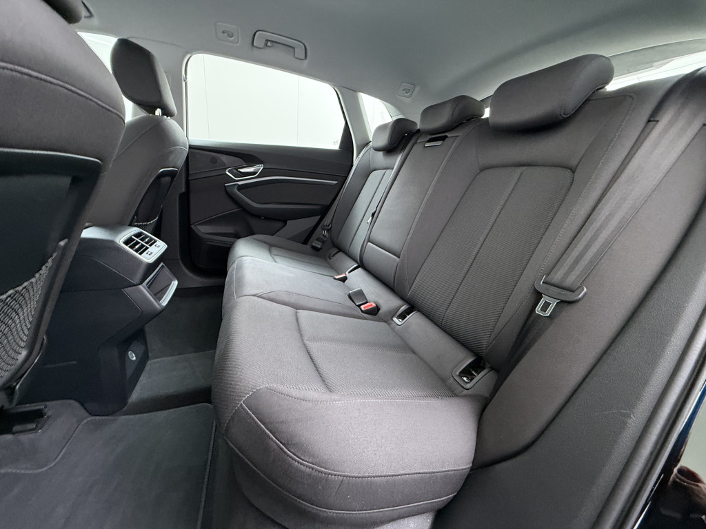 Foto 7 van Audi e-tron