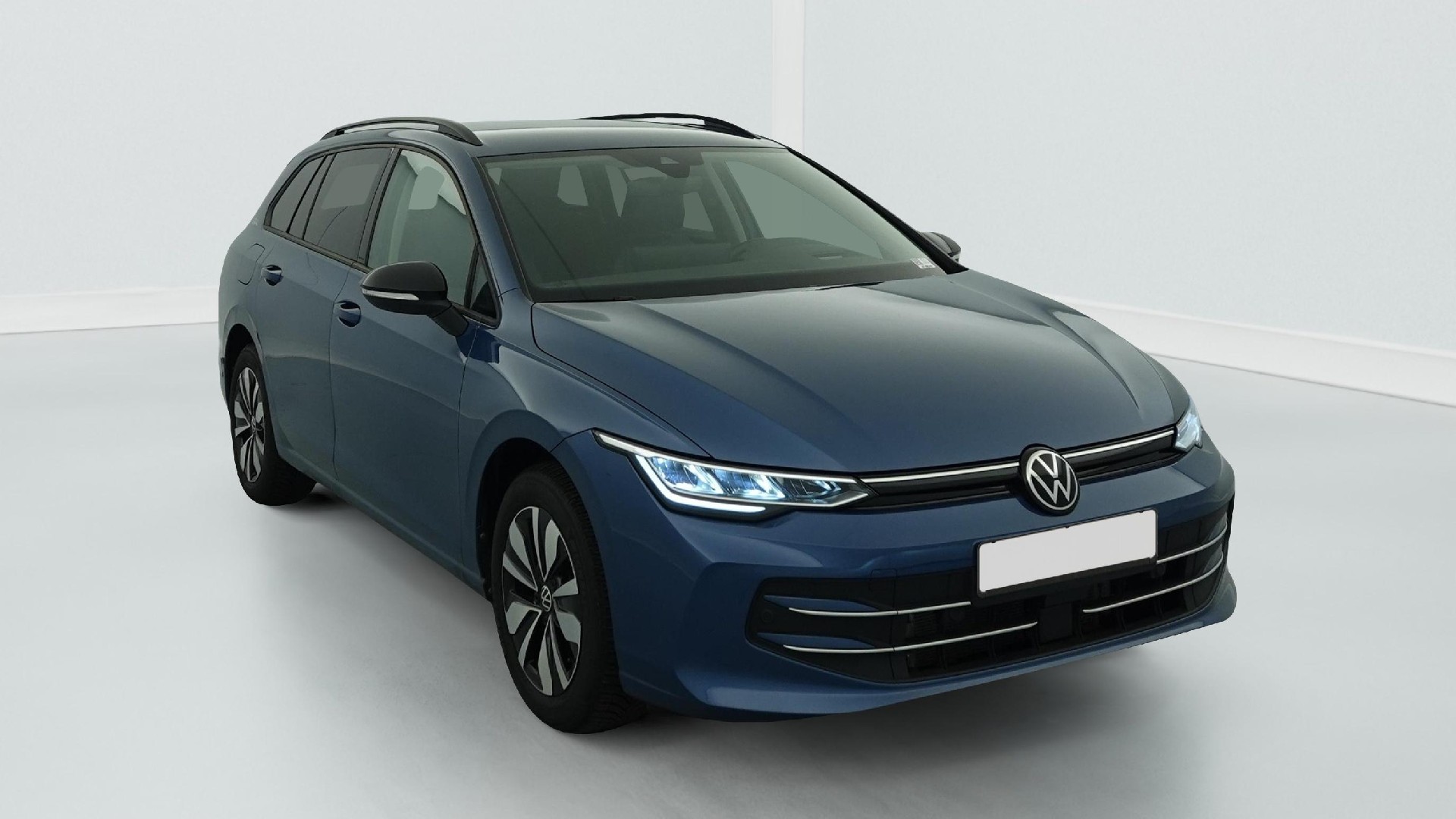 2025 Volkswagen Golf   