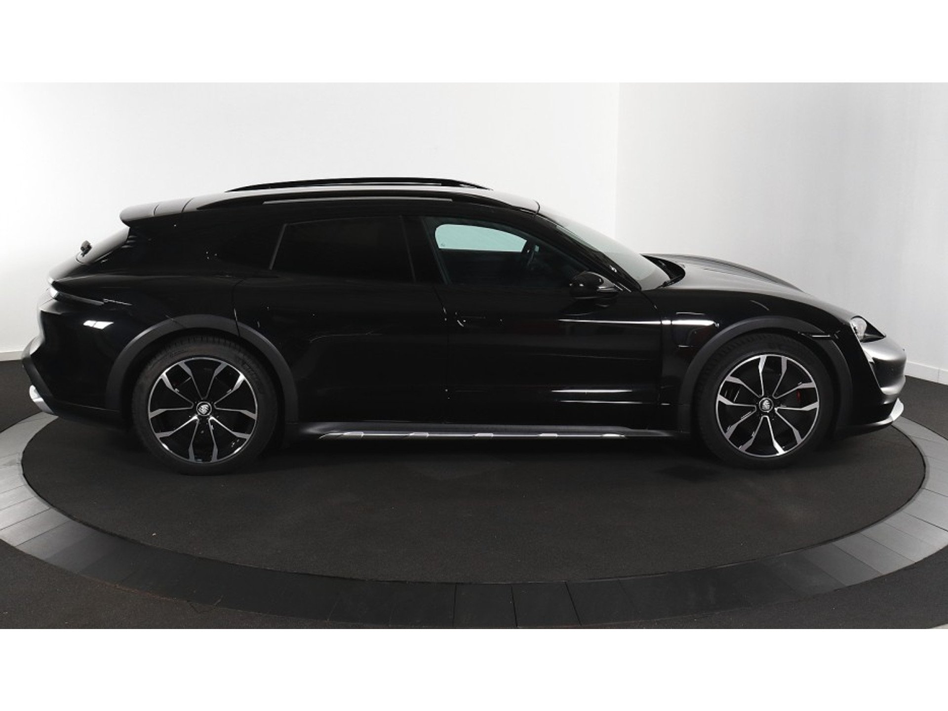 Foto 5 van Porsche Taycan Cross Turismo