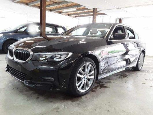 BMW 3 Series 320e Sport Line - Hybrid - Automatic - 163 hp - 70.725 km