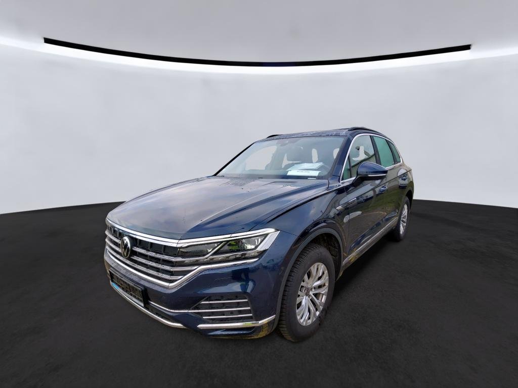 2018 Volkswagen Touareg   AWD
