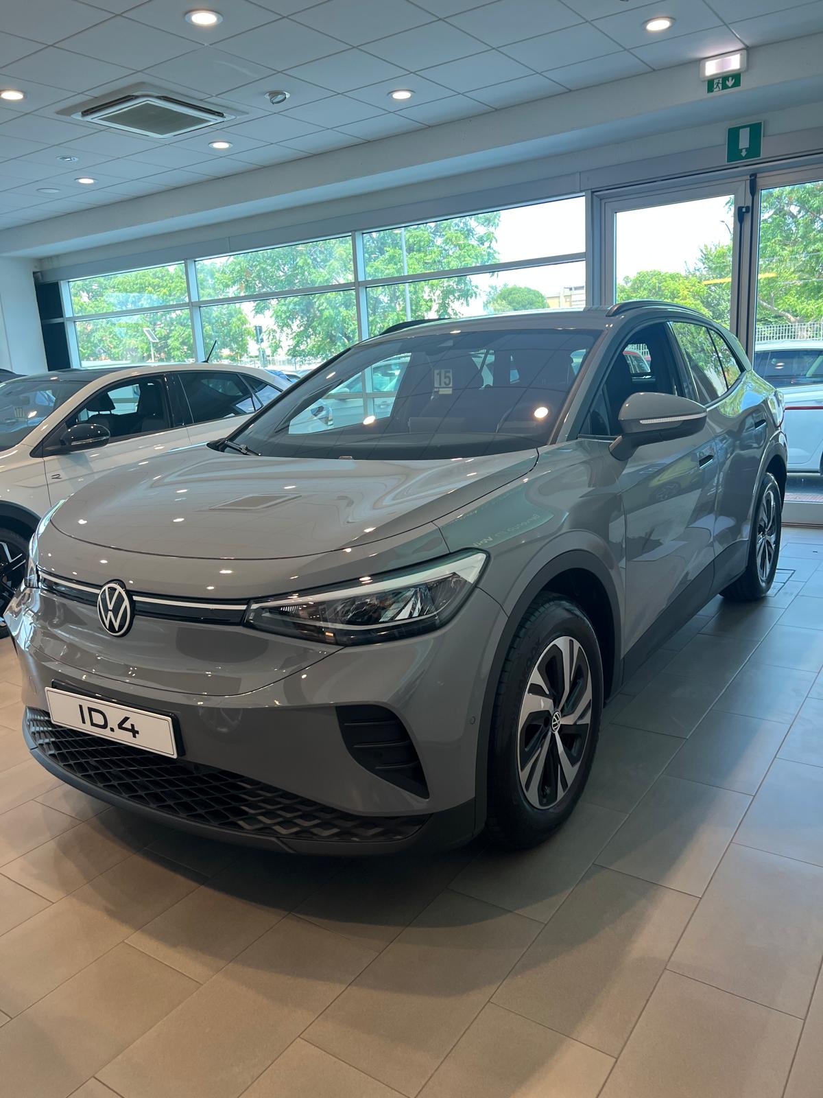 Volkswagen ID.4 52 kWh Pure - Electric - Automatic - 190 hp - 1.010 km