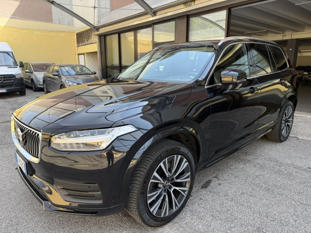 Volvo XC90 B5 Core - AWD - Hybrid - Automatic - 235 hp - 309.138 km