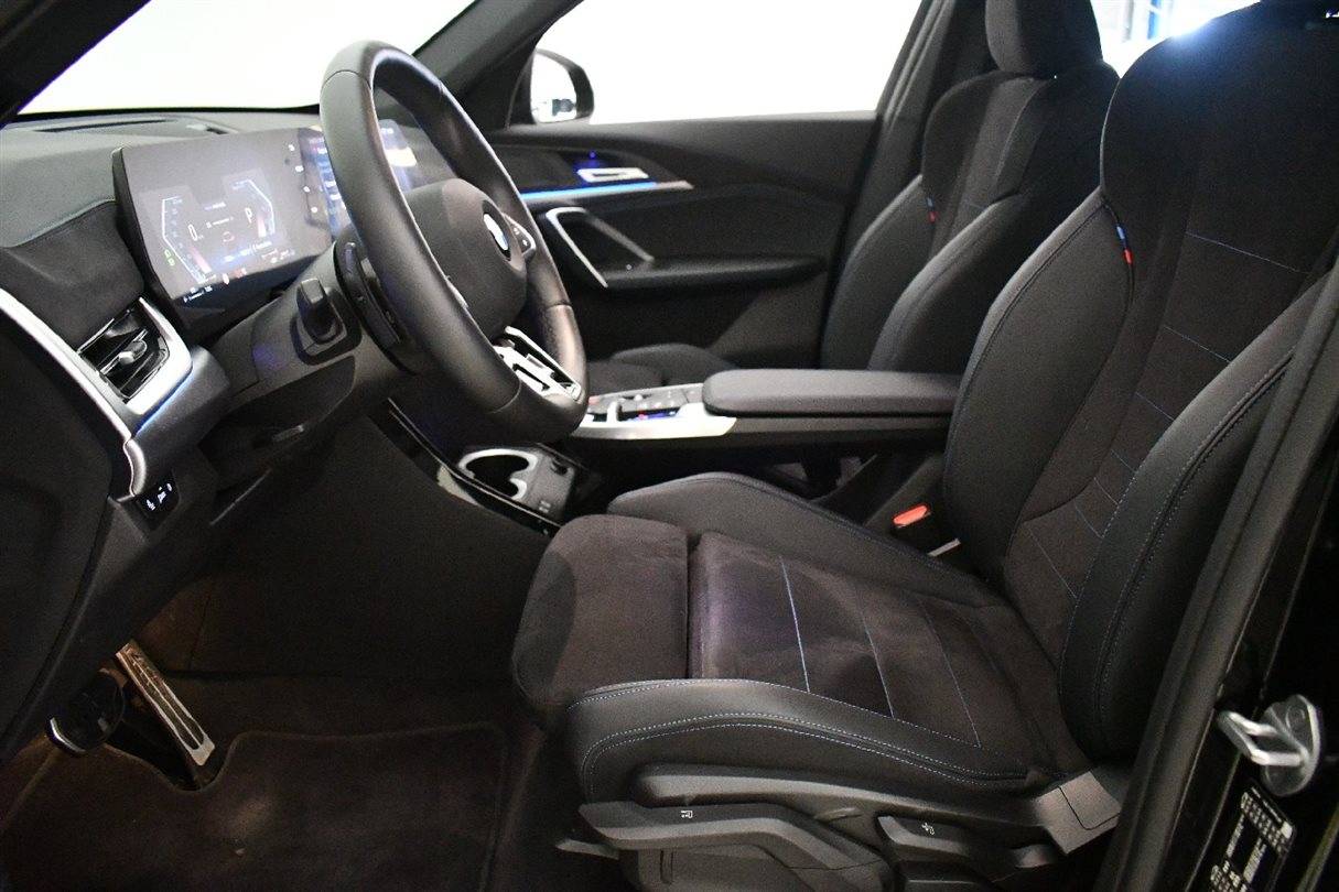 2025 BMW X1   