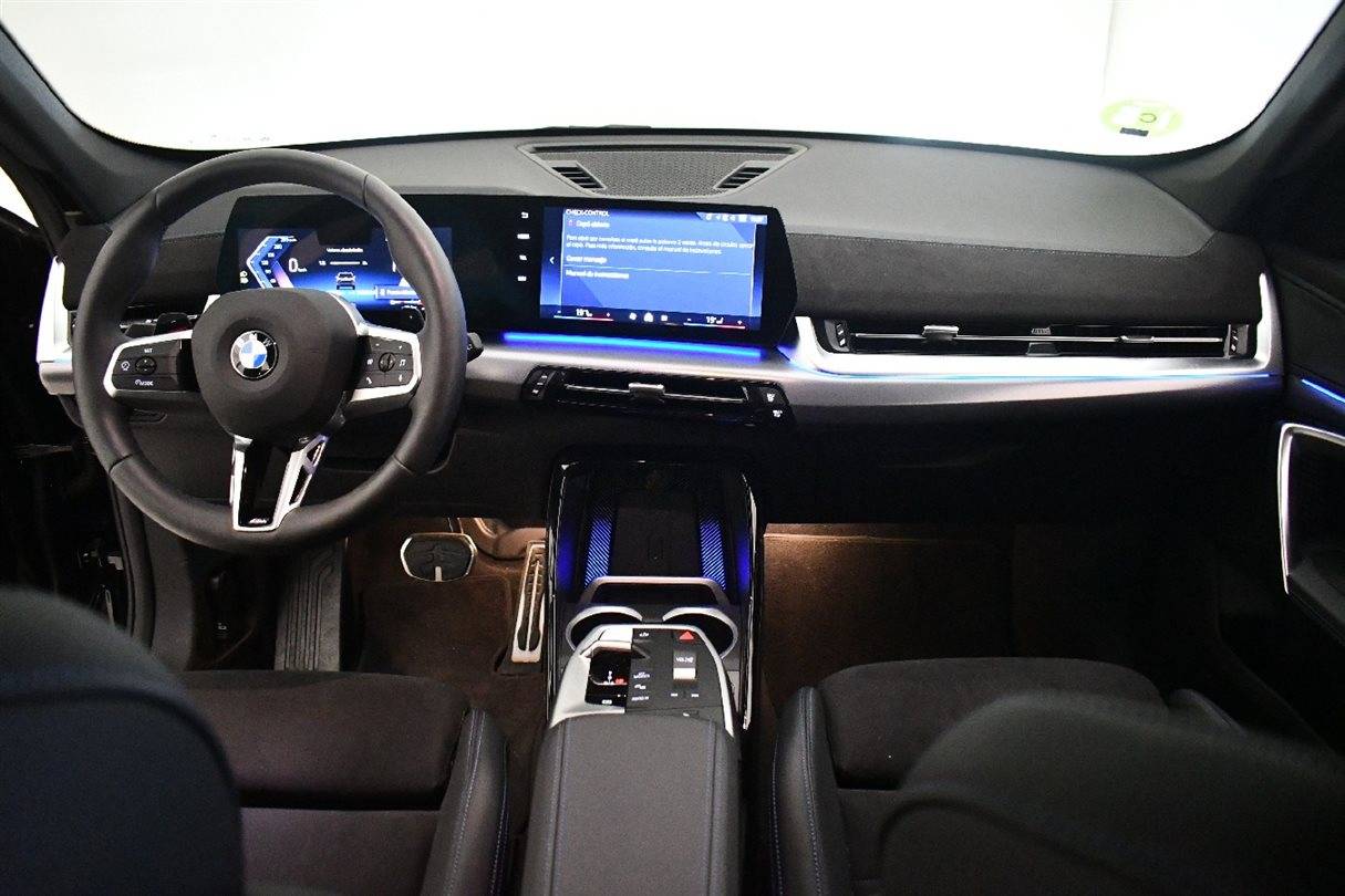 2025 BMW X1   