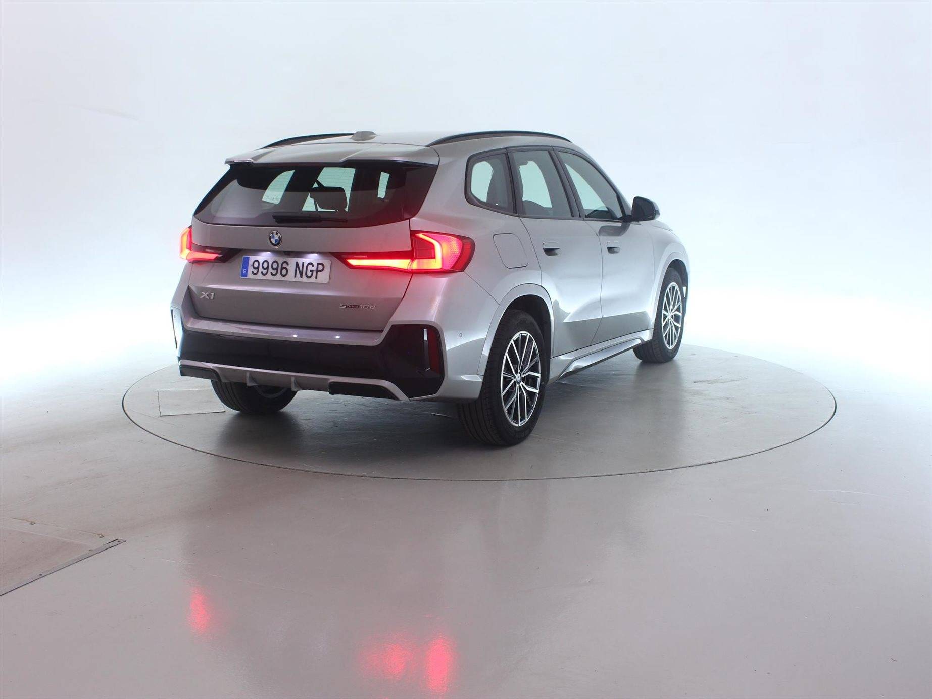 2025 BMW X1   