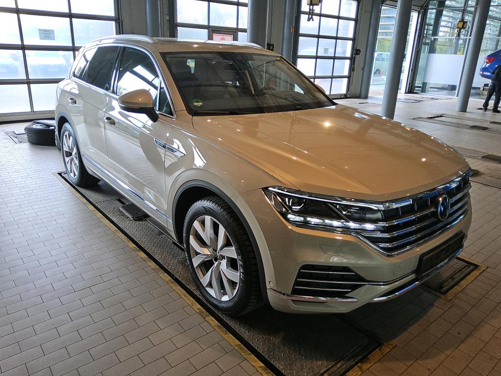 2018 Volkswagen Touareg   