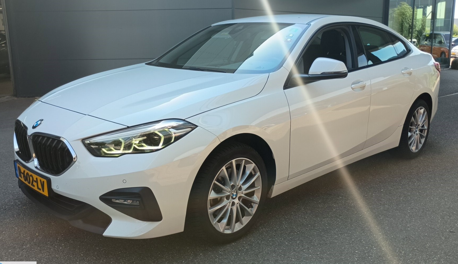 BMW 2 Series Gran Coupé 218i Business - Petrol - Automatic - 135 hp - 210.121 km