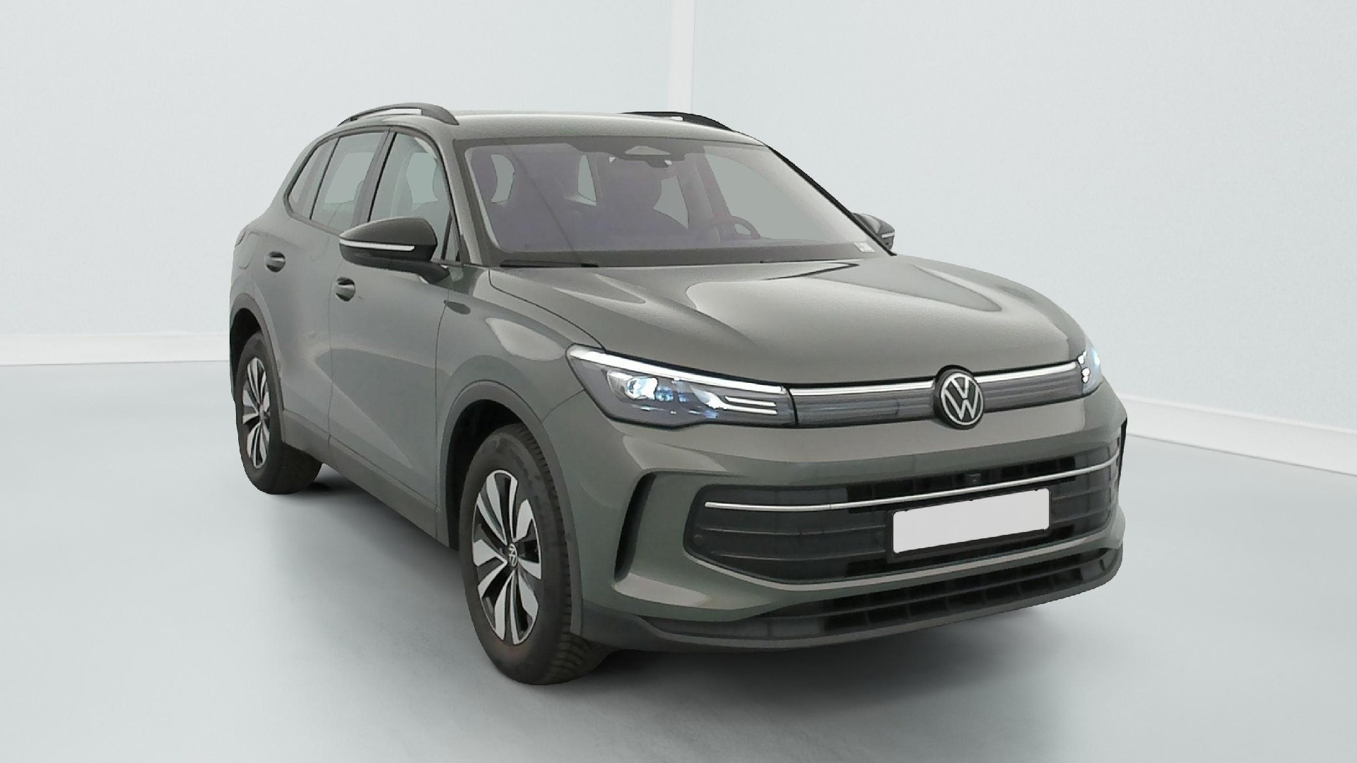 2025 Volkswagen Tiguan   