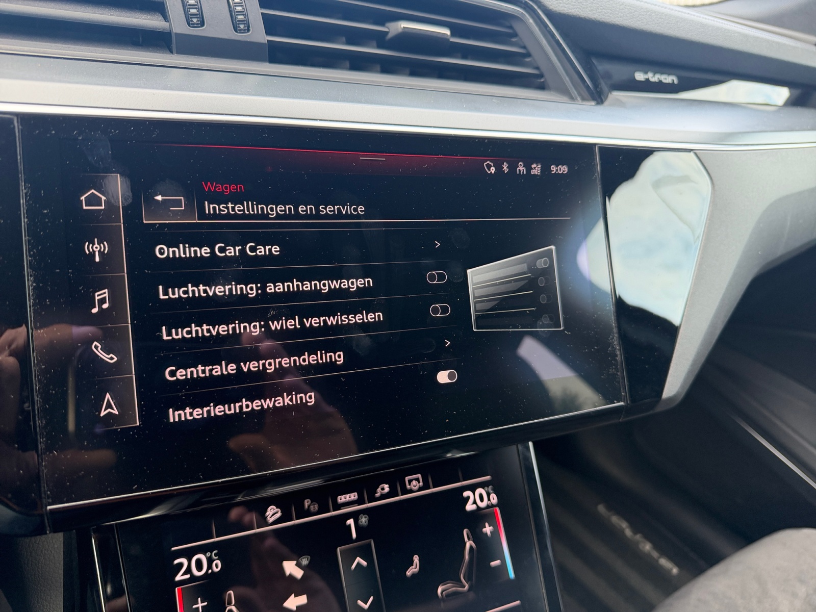 Foto 32 van Audi e-tron
