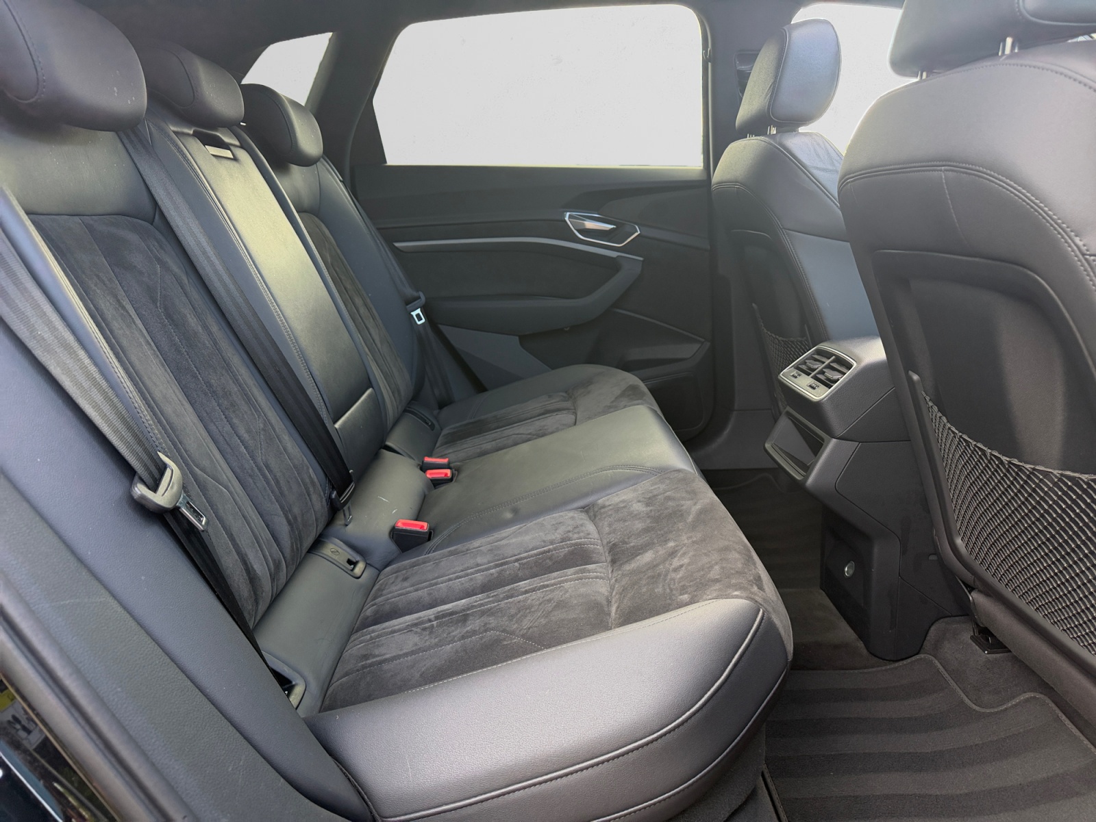 Foto 9 van Audi e-tron