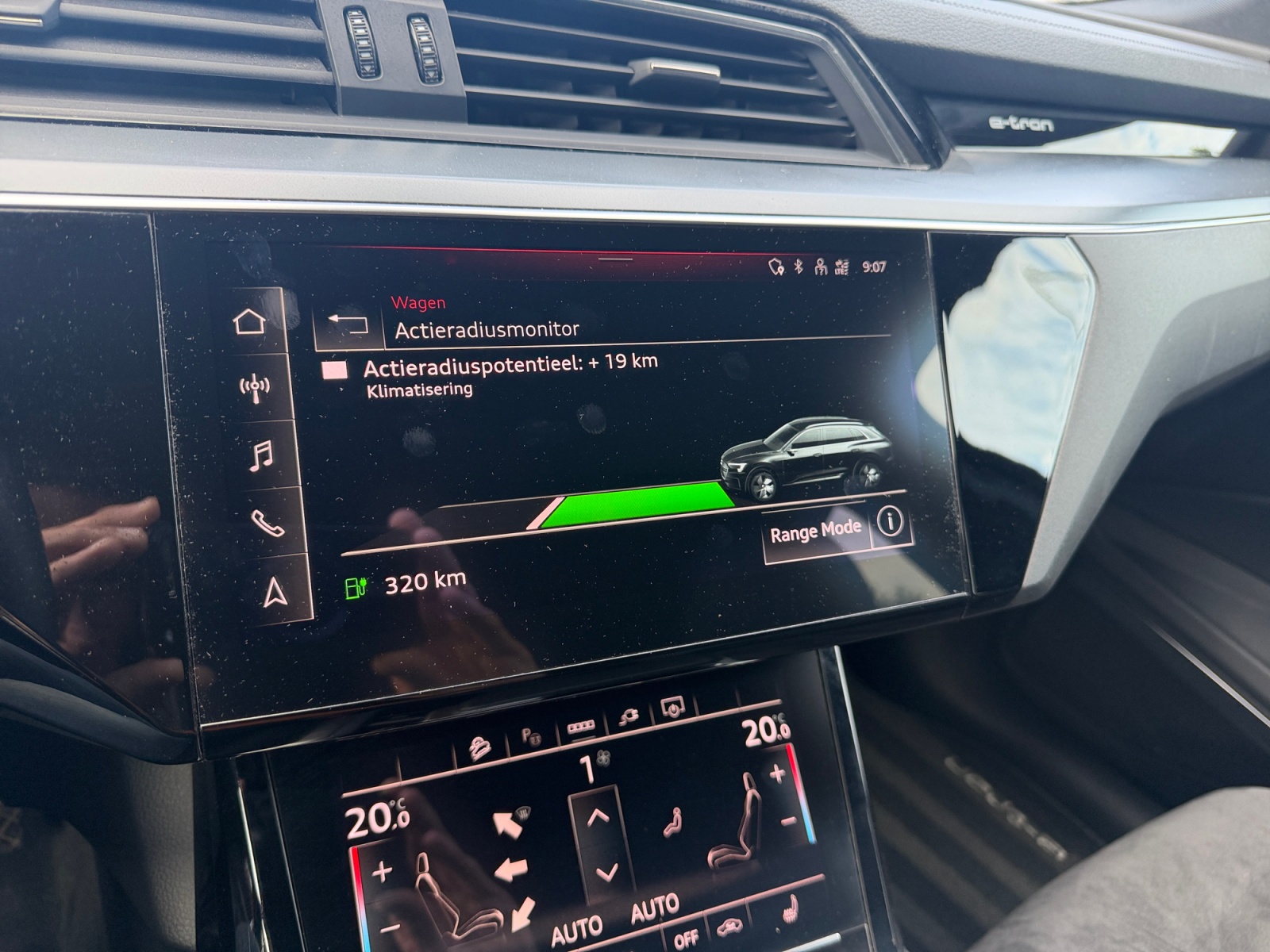 Foto 29 van Audi e-tron