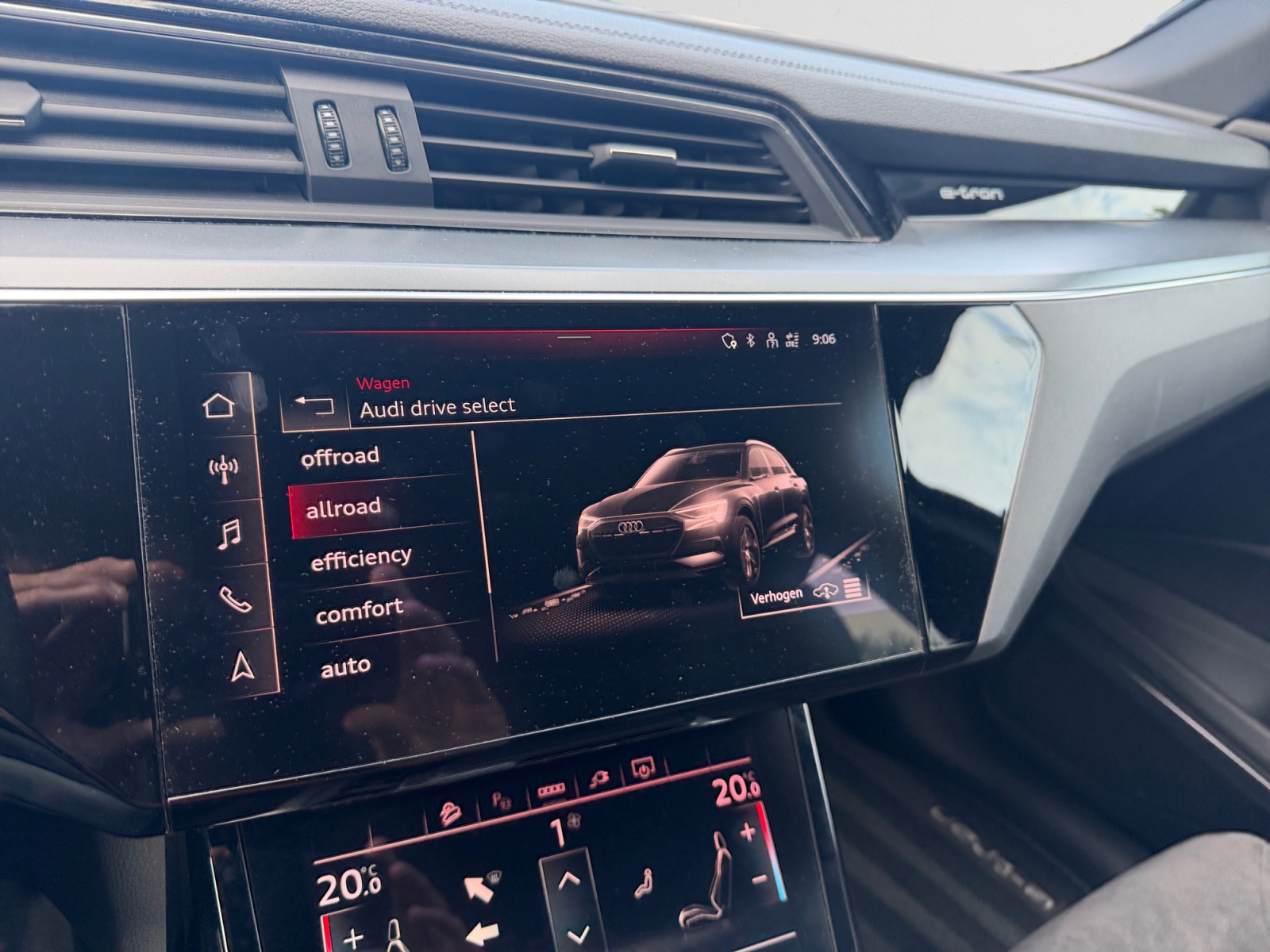 Foto 28 van Audi e-tron