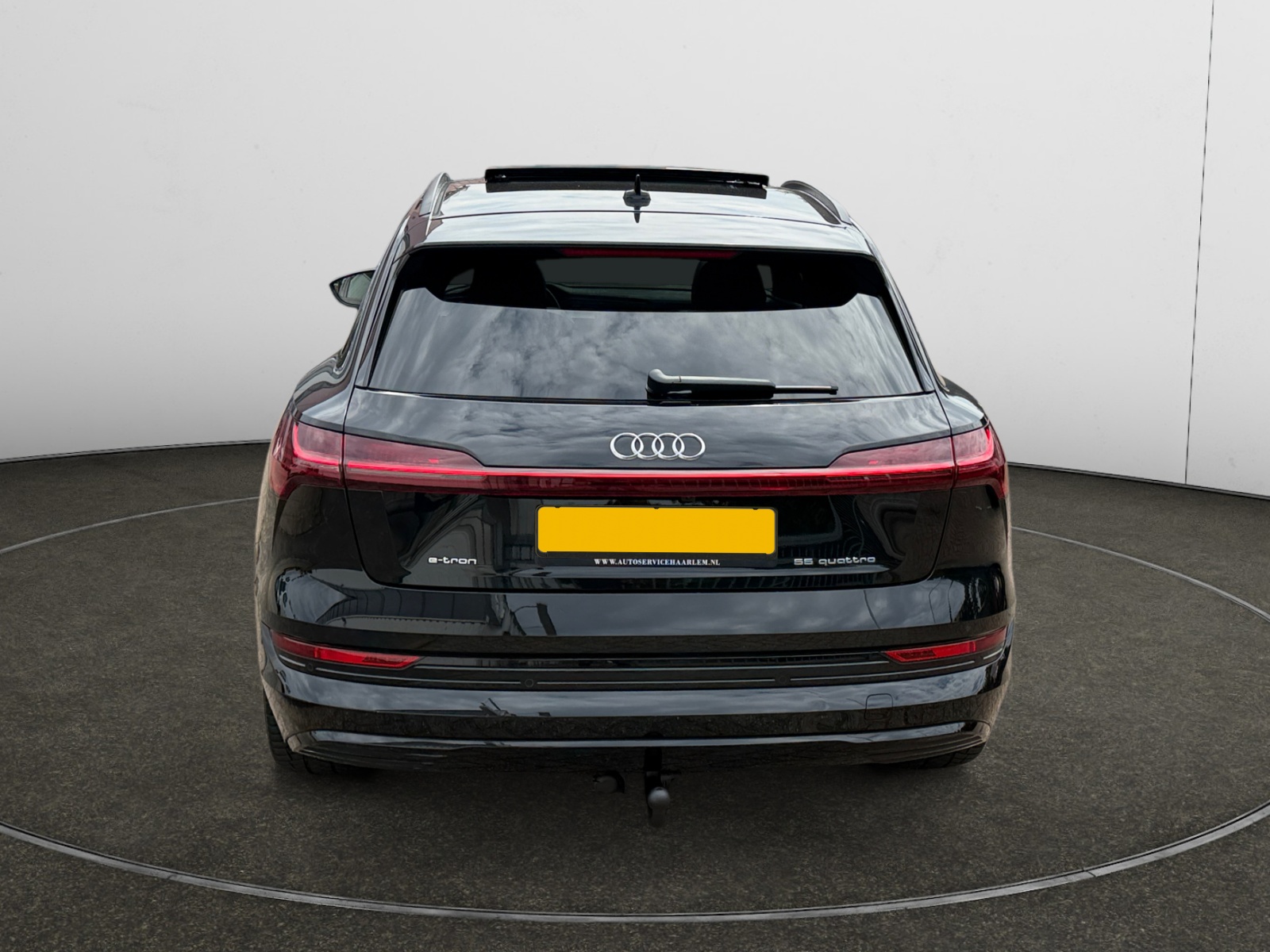 Foto 17 van Audi e-tron