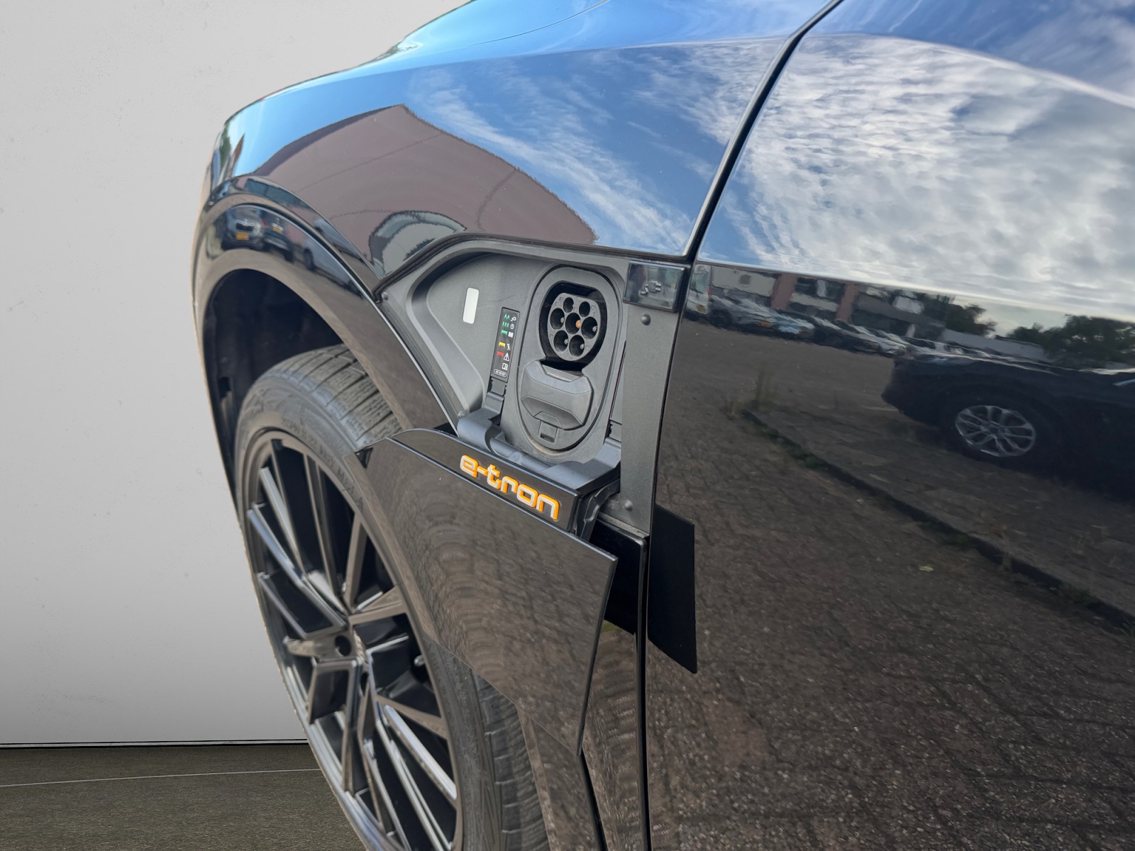 Foto 25 van Audi e-tron