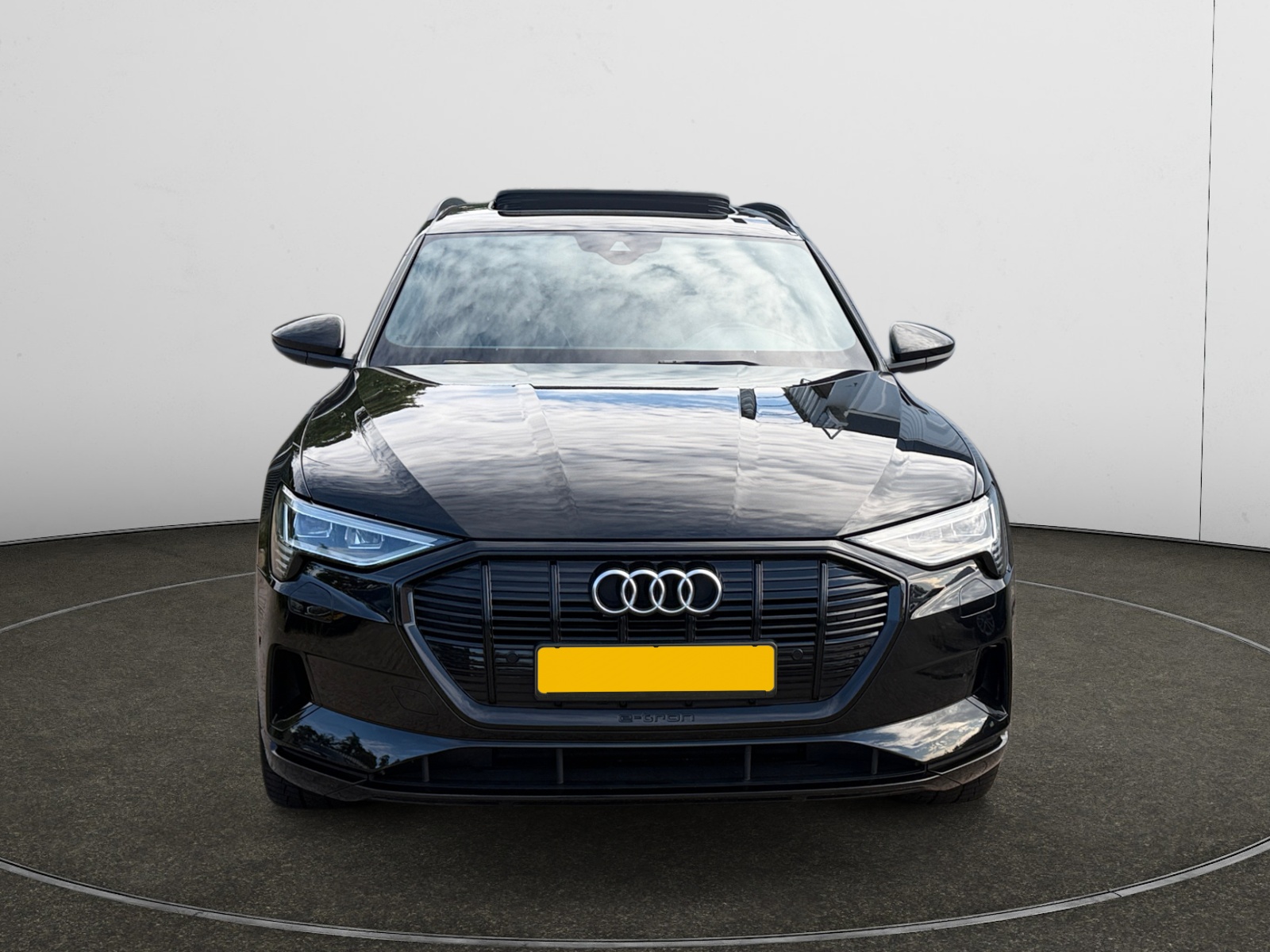 Foto 18 van Audi e-tron