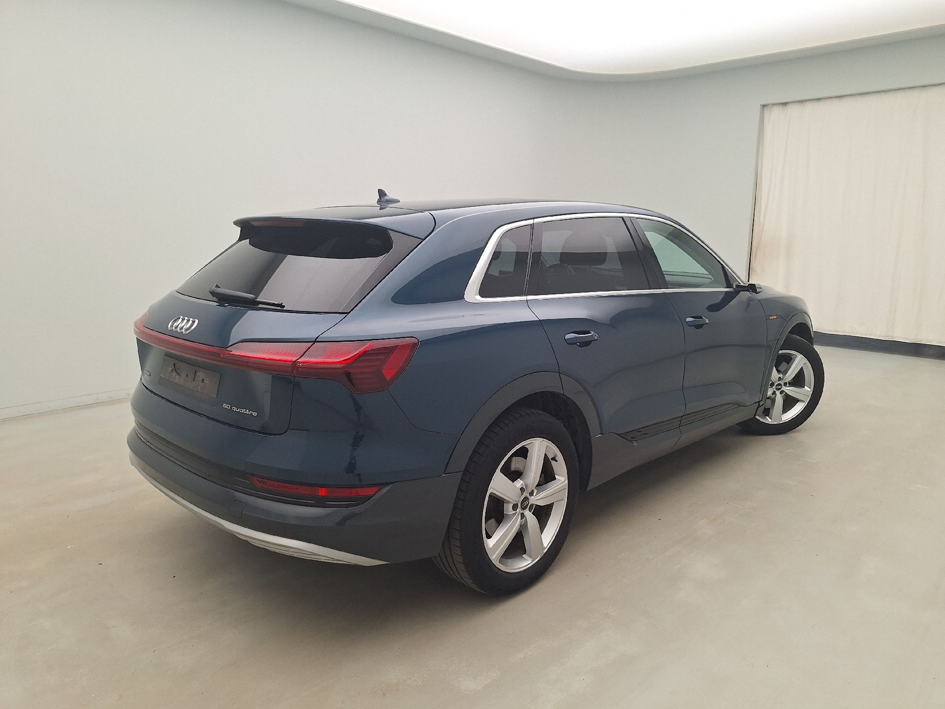 Audi E-tron 50 Advanced - Electric - Automatic - 313 hp - 73.904 km