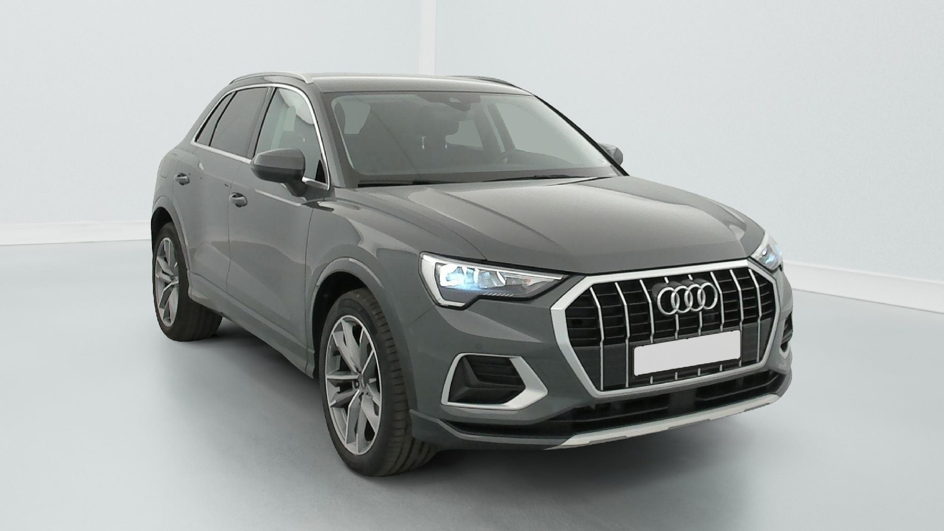 2023 Audi Q3   