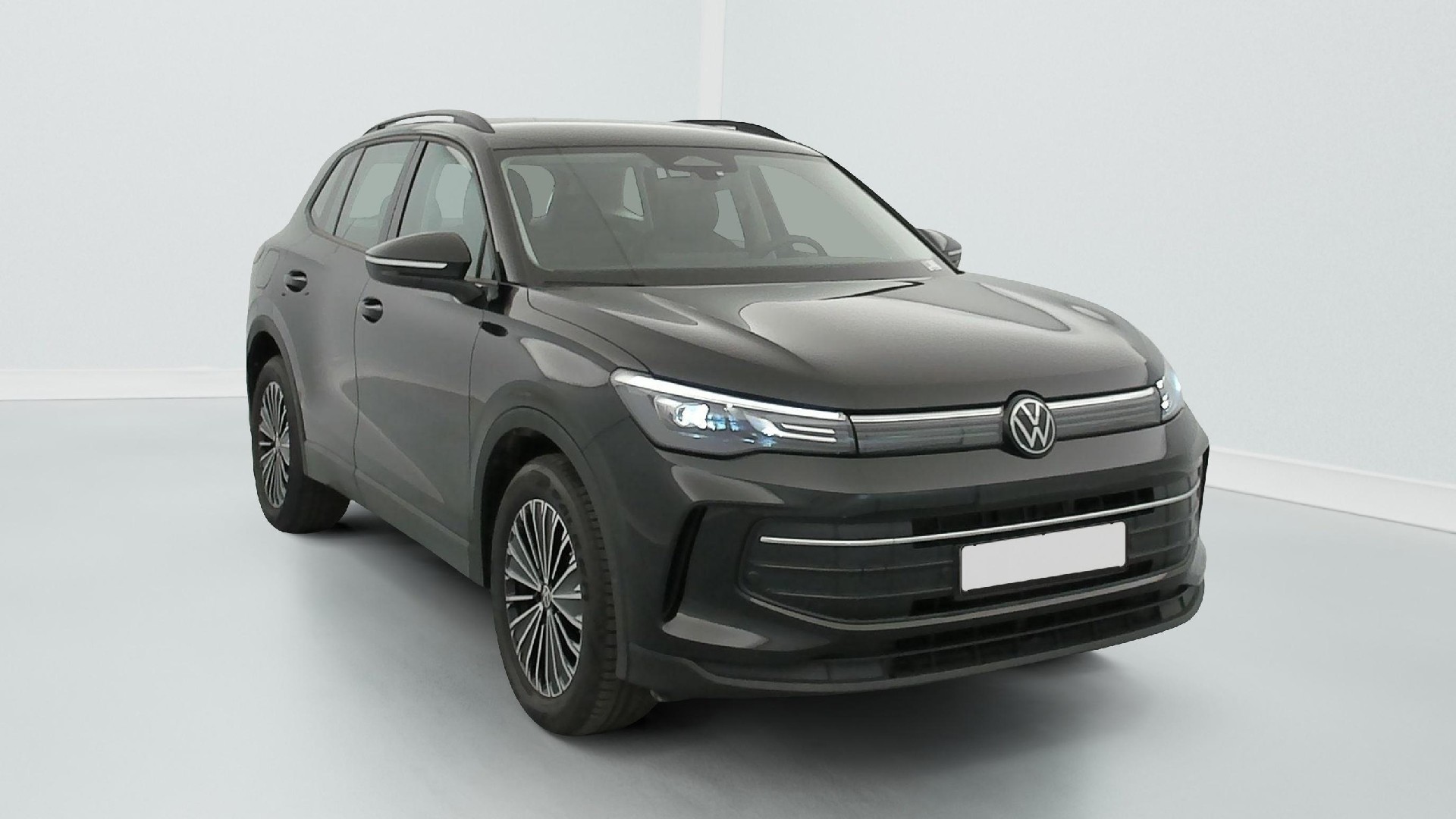 2025 Volkswagen Tiguan   