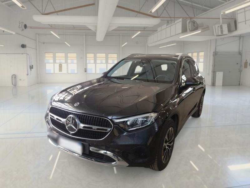 2022 Mercedes-Benz GLC   AWD