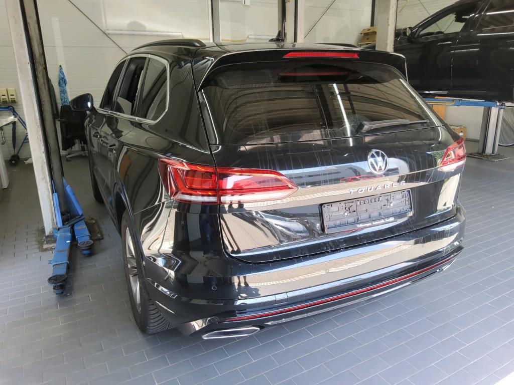 2023 Volkswagen Touareg   AWD