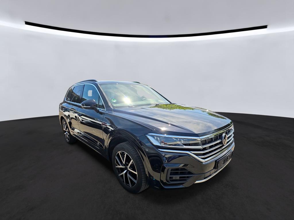 2022 Volkswagen Touareg   AWD