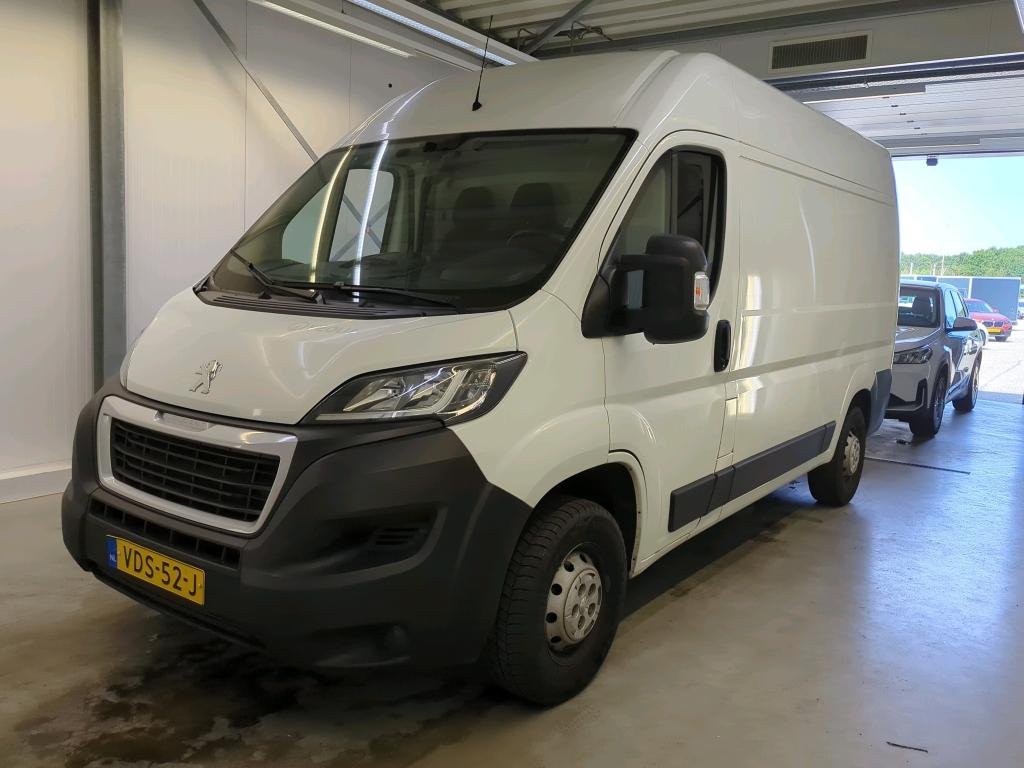 Peugeot BOXER L2H2 2.2 HDI Premium - Diesel - Manual - 120 hp - 151.900 km