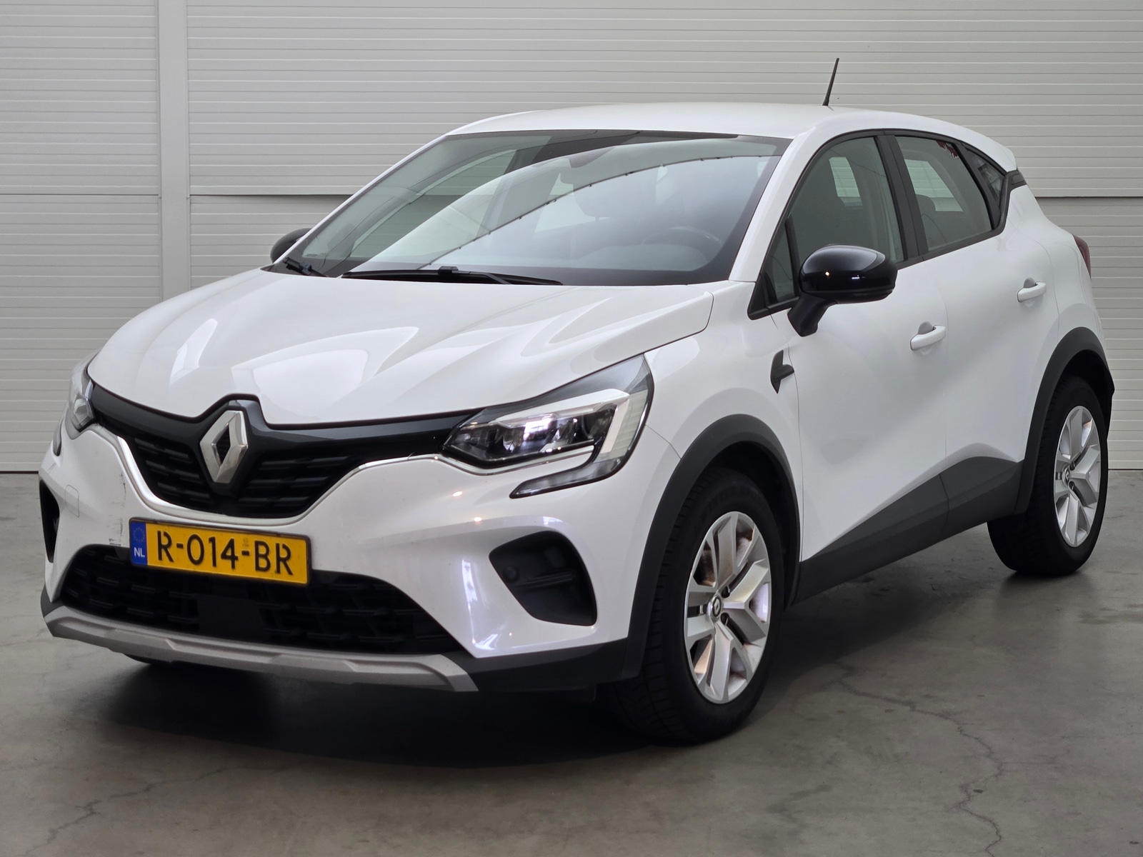 Renault Captur 1.0 TCe Zen - Petrol - Manual - 91 hp - 113.396 km