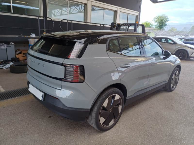 Volvo EX30 Extended Range Plus - Electric - Automatic - 102 hp - 57.461 km