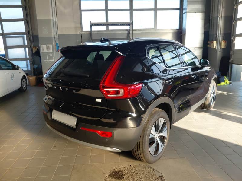 Volvo XC40 T5 Core - Hybrid - Automatic - 261 hp - 114.556 km