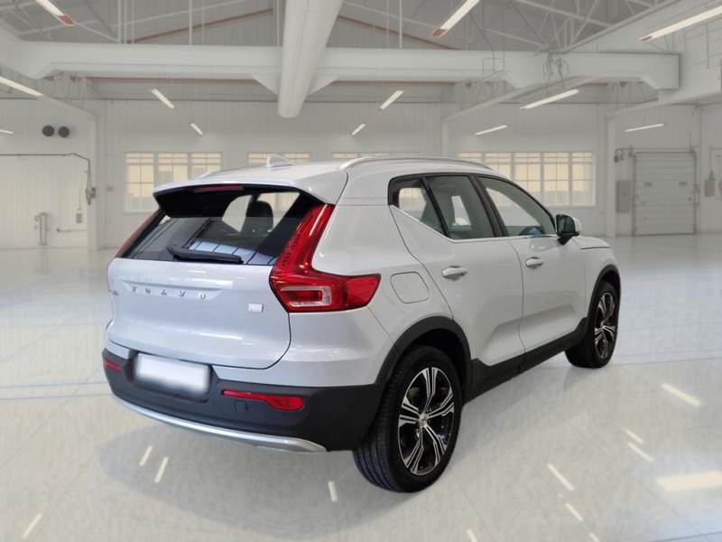 Volvo XC40 T5 Inscription - Hybrid - Automatic - 261 hp - 102.620 km