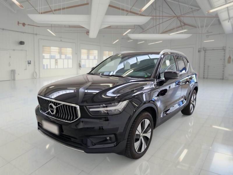 Volvo XC40 T4 Inscription Expression - Hybrid - Automatic - 261 hp - 91.778 km