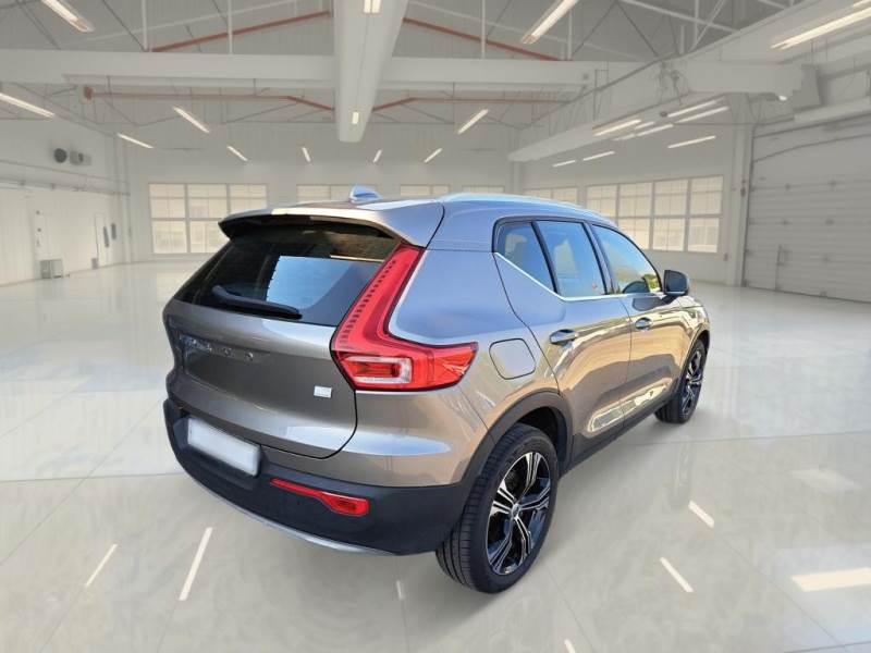 Volvo XC40 T5 Inscription Expression - Hybrid - Automatic - 261 hp - 74.844 km