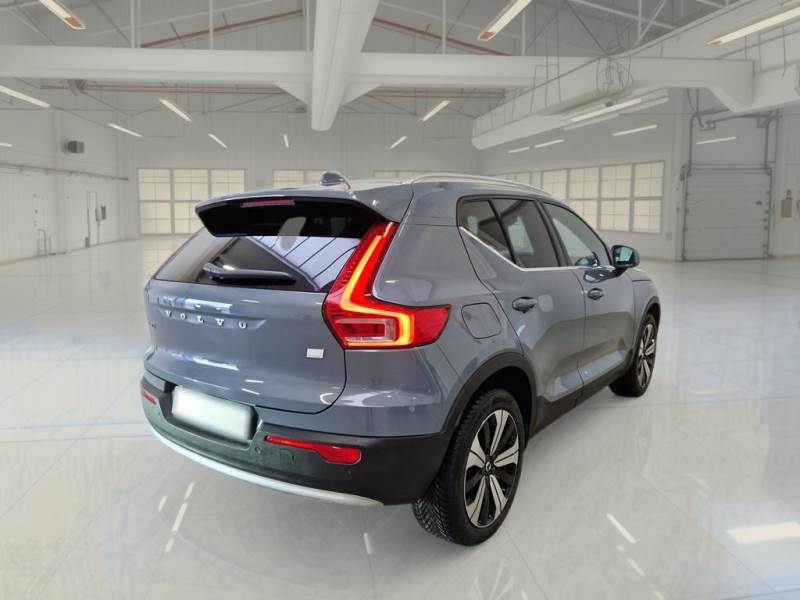Volvo XC40 T5 Plus Bright - Hybrid - Automatic - 261 hp - 72.671 km