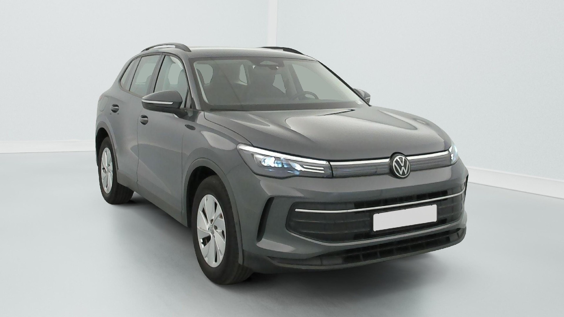 2025 Volkswagen Tiguan   