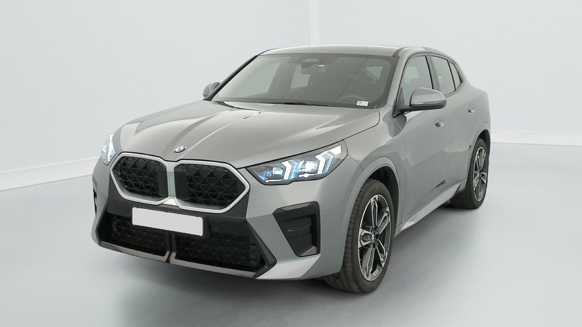 2025 BMW X2   