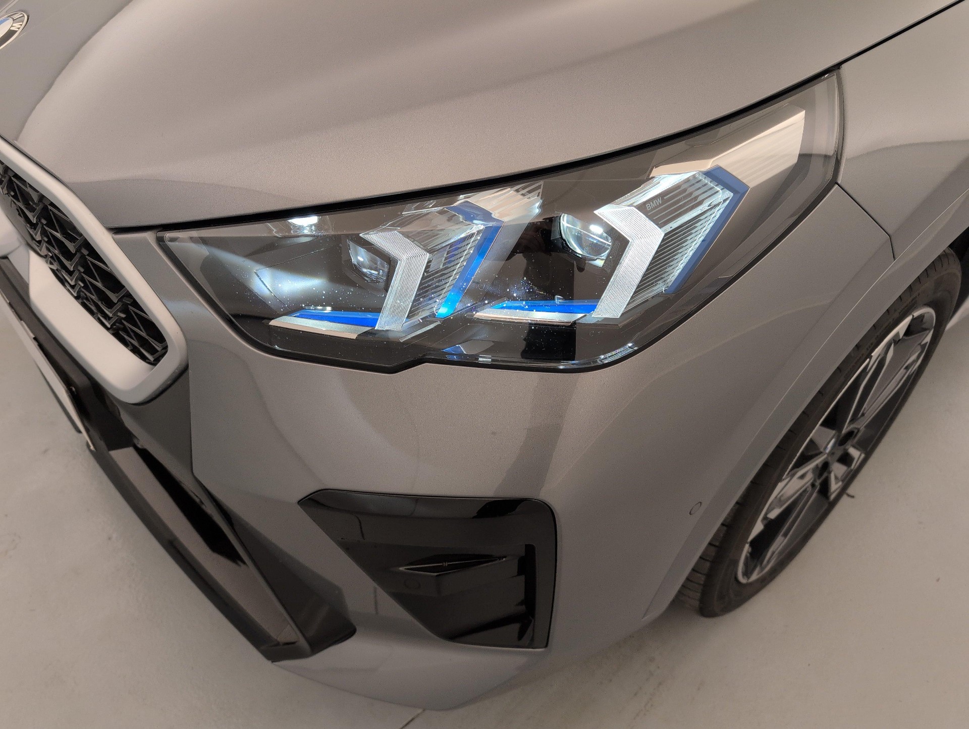 2025 BMW X2   