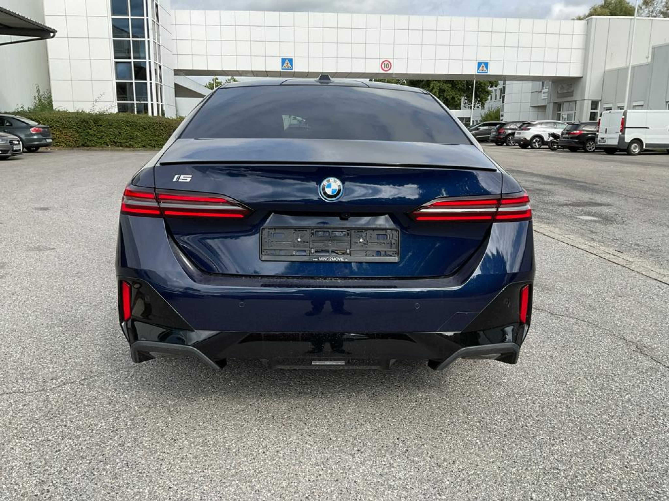 Foto 12 van BMW i5