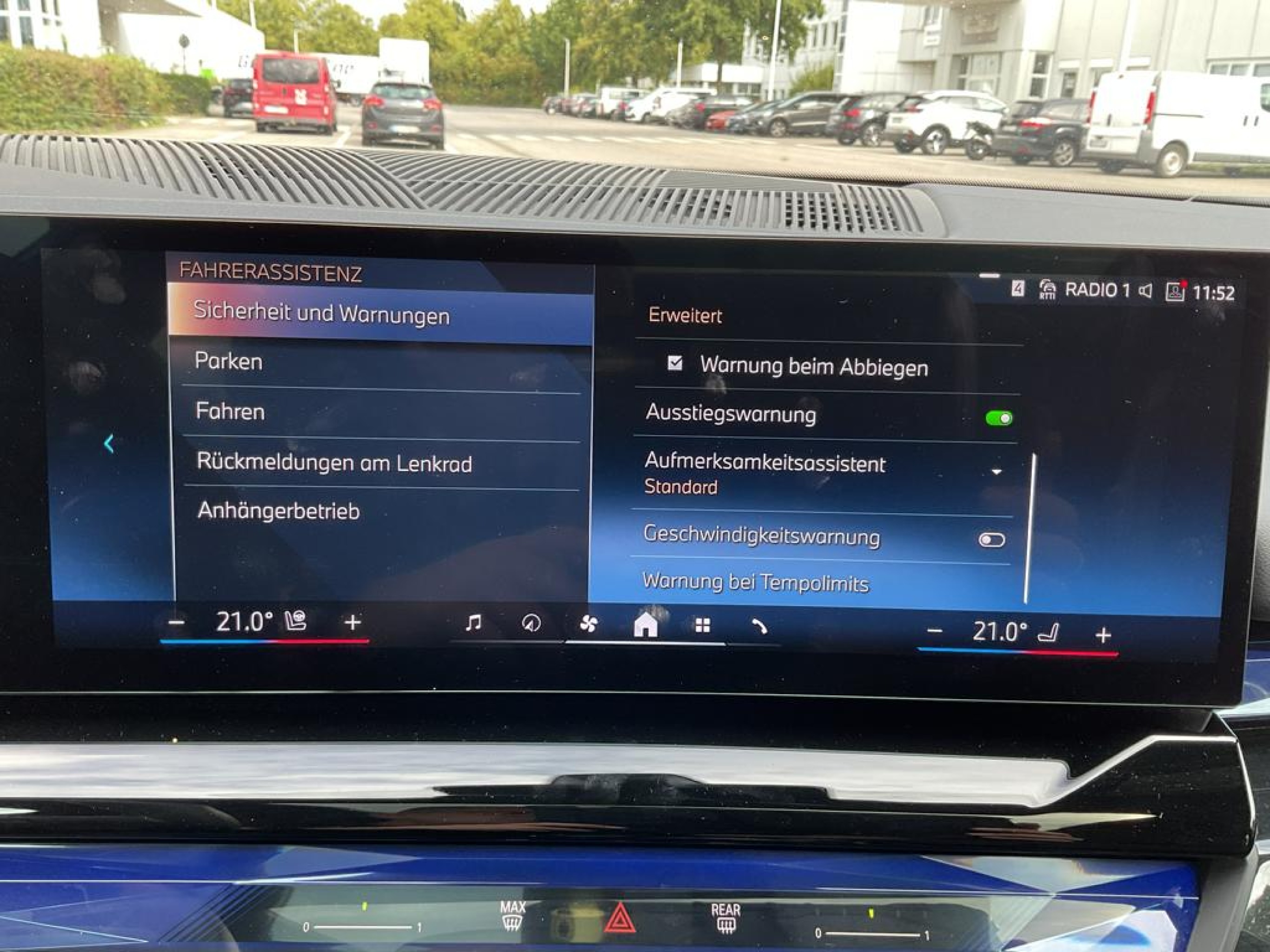 Foto 36 van BMW i5