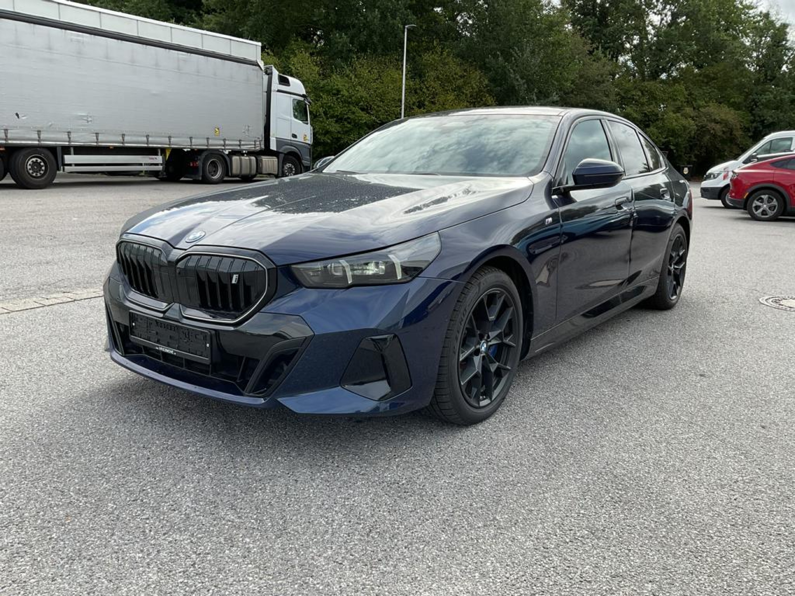 Foto 2 van BMW i5