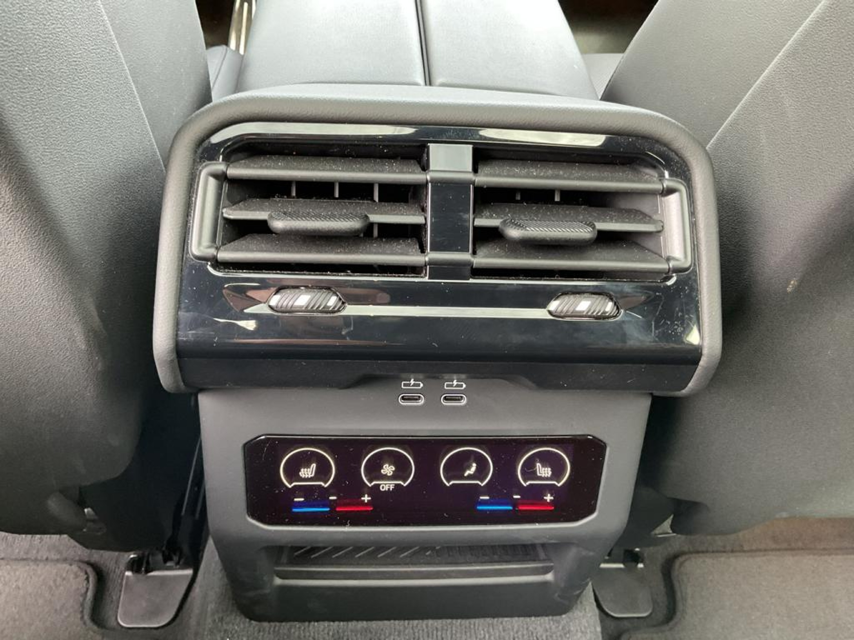 Foto 18 van BMW i5